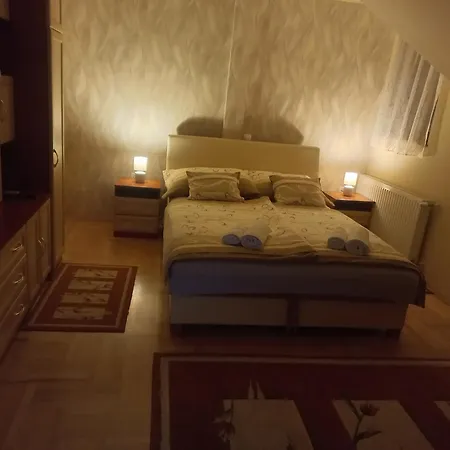 Napsugár Apartmán *